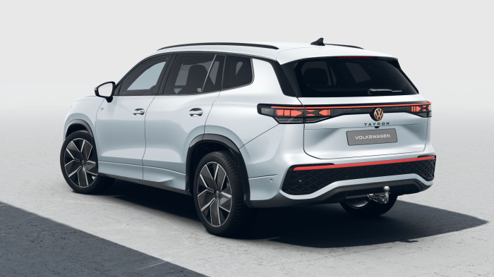 Volkswagen Tayron R-Line People 150 kW eHybrid na operativní leasing