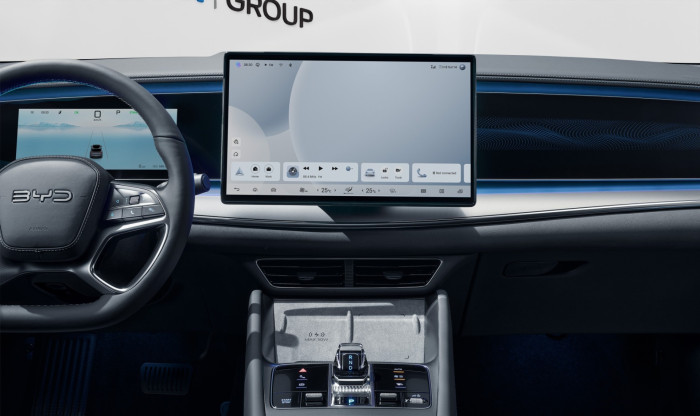 BYD Sealion 7 Excellence AWD na operativní leasing