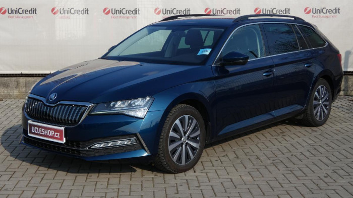 Škoda Superb 1.4 TSI iV Ambition DSG na operativní leasing