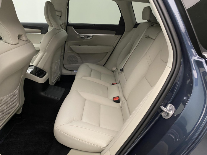 Volvo V90 T6 AWD Plug-in BRIGHT PLUS na operativní leasing