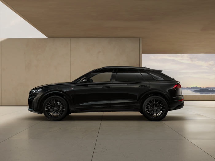 Audi Q8 SUV TDI quattro 210 kW na operativní leasing