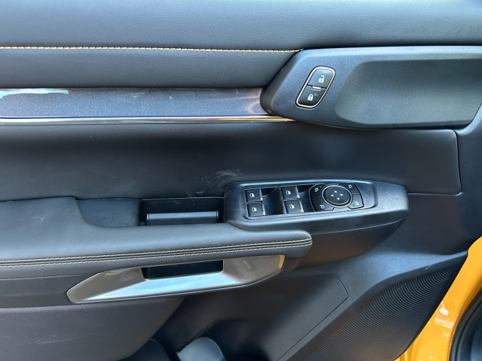 Ford WILDTRAK 2.3 Hybrid PHEV 205kW na operativní leasing