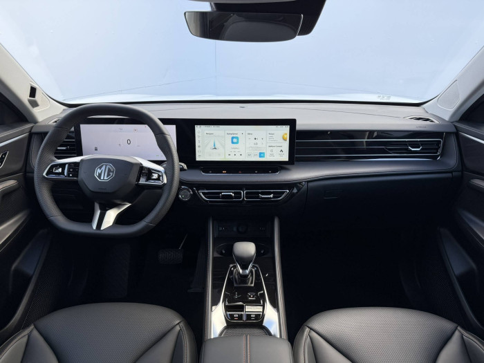 MG HS EXCLUSIVE HEV 1,5TGI / 165kW na operativní leasing