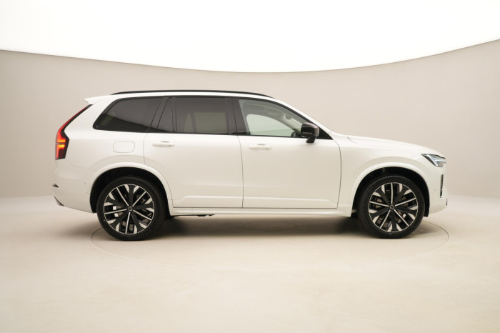 Volvo XC90 B5 AWD AUT DARK PLUS 7míst na operativní leasing