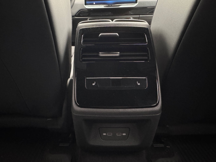 Volkswagen ID.7 Tourer Pro S People / 210kW na operativní leasing