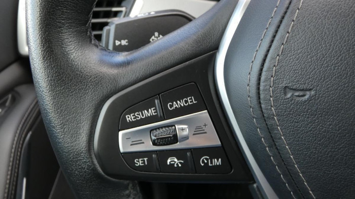 BMW X5 xDrive 40i na operativní leasing