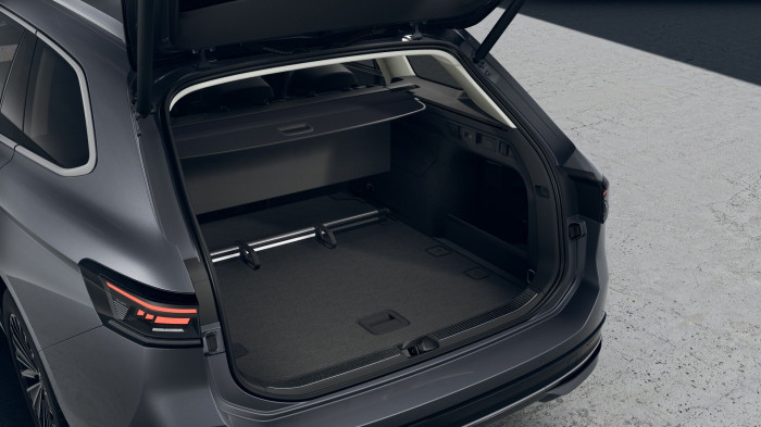 Volkswagen Passat Elegance 2,0 TDI 110 kW na operativní leasing