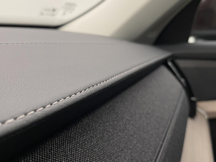 Volvo XC90 T8 AWD Plug-in BRIGHT PLUS 7m na operativní leasing