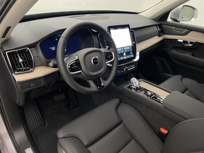Volvo XC90 B5 AWD AUT BRIGHT PLUS na operativní leasing