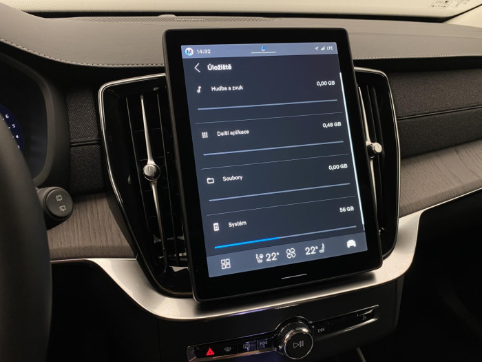 Volvo XC90 B5 AWD AUT BRIGHT PLUS na operativní leasing