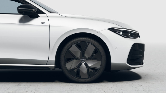 Volkswagen Passat R-Line 2,0 TDI 142 kW 4MOT na operativní leasing