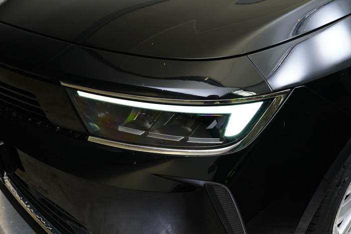 Opel Astra 1.2 Turbo 96 kW Elegance na operativní leasing