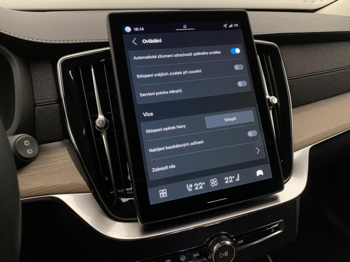 Volvo XC90 B5 AWD AUT DARK PLUS 7míst na operativní leasing