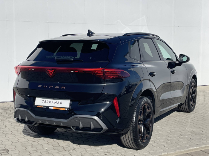 CUPRA Terramar DSG 4WD 2.0 TSI / 150kW na operativní leasing