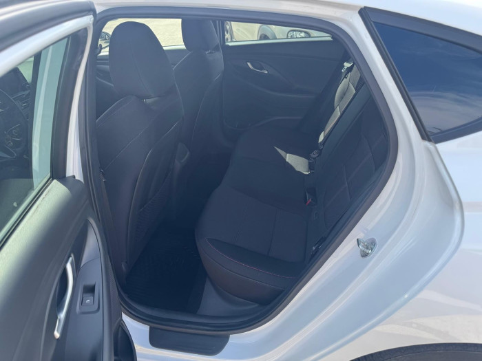 Hyundai i30 1.5 T-GDI 118 KW N-Line na operativní leasing