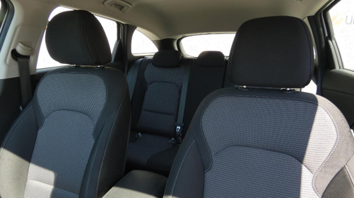 Lexus NX 350h 2.5 E-CVT Comfort Top na operativní leasing