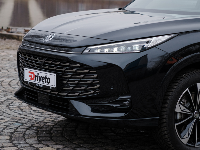 MG HS Exclusive 1.5 TGI 125 kW Benzín Automatická převodovka na operativní leasing