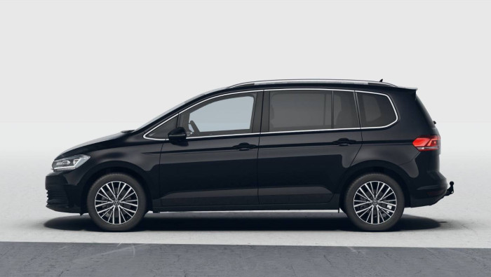 Volkswagen Touran People 7DSG 1,5TSI / 110kW na operativní leasing