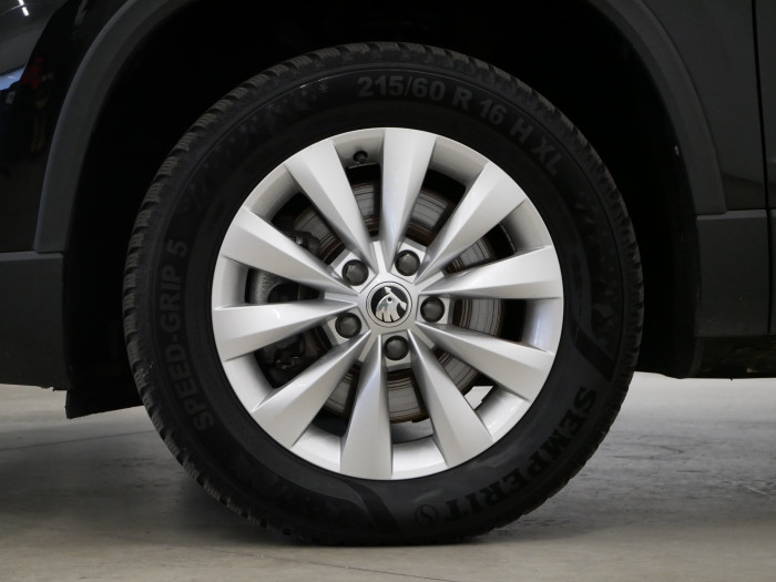 Škoda Karoq 2.0 TDI 85 kW DSG  Ambition na operativní leasing