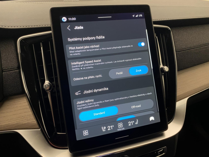 Volvo XC90 B5 AWD AUT BRIGHT PLUS na operativní leasing