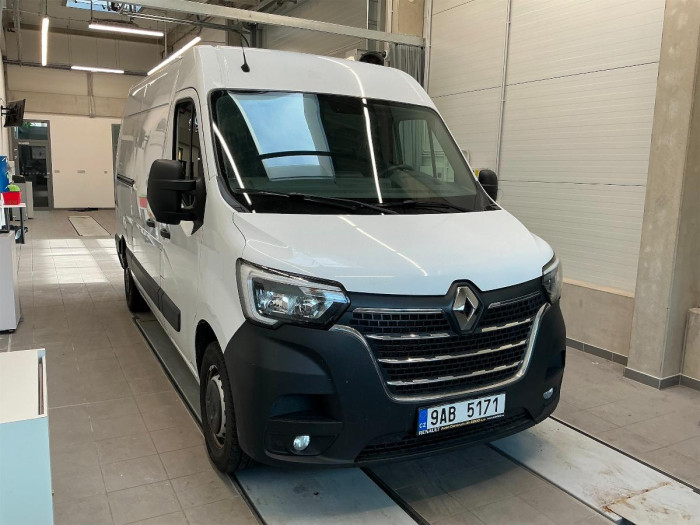 Renault Master 2.3 dCi 180k En L2H2P3 COOL na operativní leasing