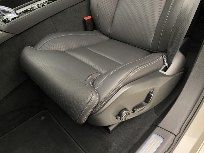 Volvo XC90 B5 AWD AUT BRIGHT ULTRA 7míst na operativní leasing