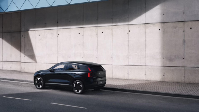 Volvo EX30 P8 AWD ELETRIC ULTRA na operativní leasing