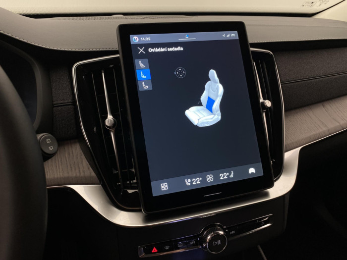 Volvo XC90 B5 AWD AUT BRIGHT PLUS na operativní leasing