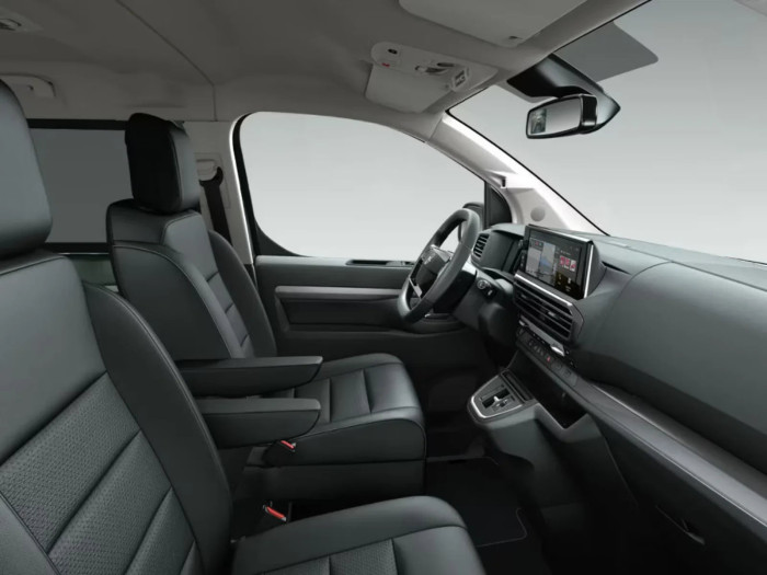 Opel Zafira L Elegance 2.2 CDTi 132 kW Nafta Automatická převodovka na operativní leasing