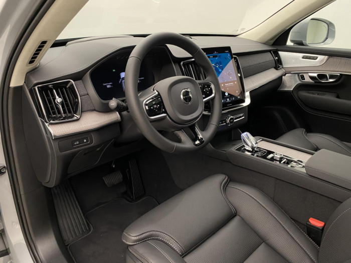 Volvo XC90 T8 AWD Plug-in BRIGHT ULTRA na operativní leasing