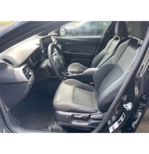 Toyota C-HR 1.8Hybrid 90 Executive AT na operativní leasing
