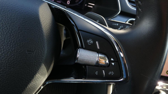 Škoda Superb Combi 2,0 TDI DSG Style na operativní leasing