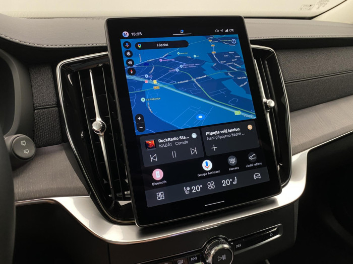 Volvo XC90 B5 AWD AUT DARK PLUS 7míst na operativní leasing