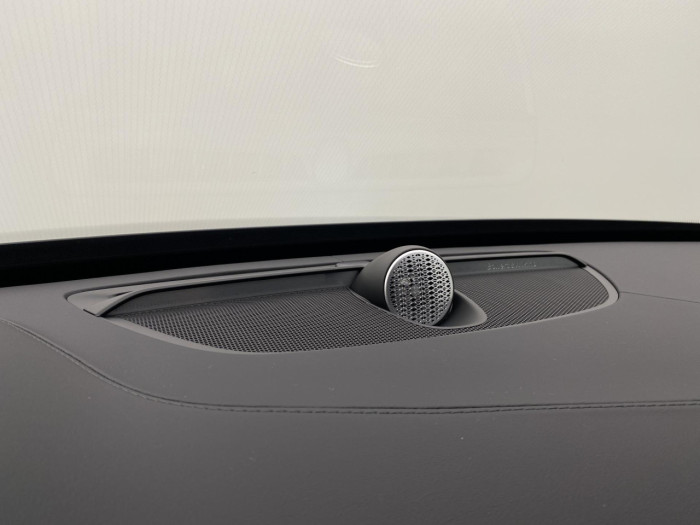 Volvo XC90 T8 AWD Plug-in BRIGHT PLUS 7m na operativní leasing