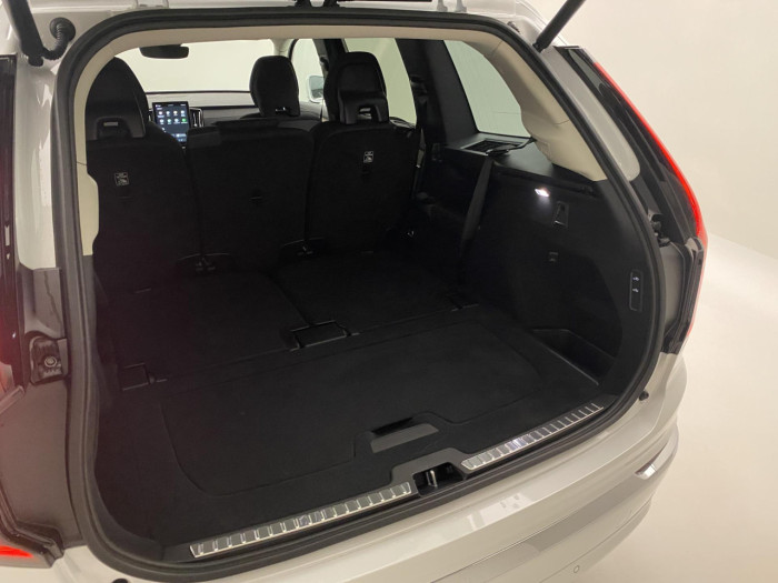 Volvo XC90 B5 AWD AUT BRIGHT PLUS 7míst na operativní leasing