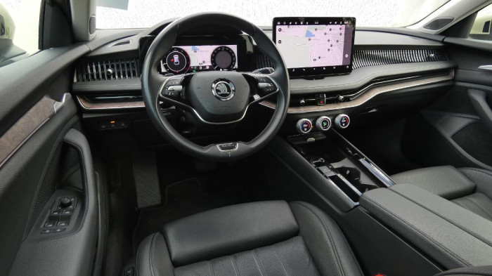 Škoda Superb 2.0 TDI 110kW L&K Combi DSG na operativní leasing