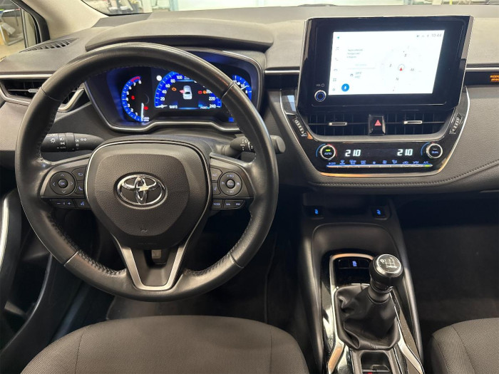 Toyota Corolla 1.5 Dynamic Force Comfort na operativní leasing