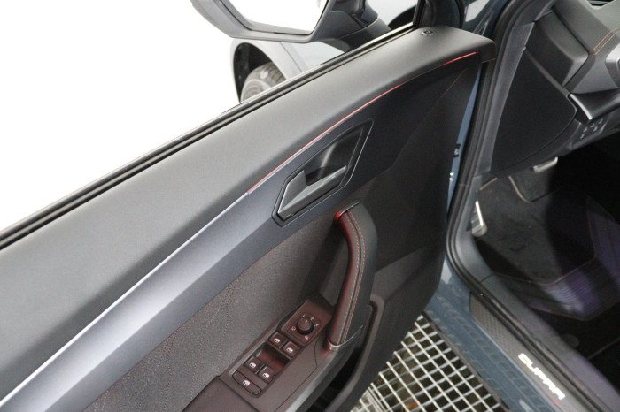 CUPRA Formentor 1.5 eTSI 150k DSG na operativní leasing