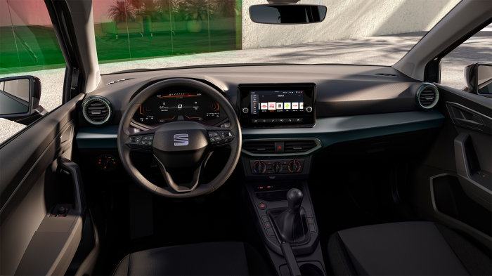 SEAT Arona Reference 1.0 TSI 95k manuál na operativní leasing