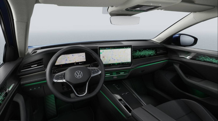 Volkswagen Passat Elegance 7DSG 2,0TDI / 110kW na operativní leasing