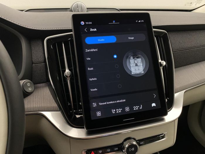 Volvo XC90 T8 AWD Plug-in BRIGHT PLUS 7m na operativní leasing