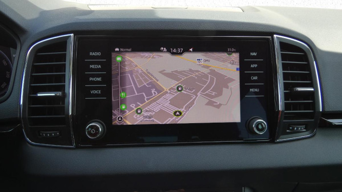 Škoda Karoq 1,5 TSI DSG Style na operativní leasing