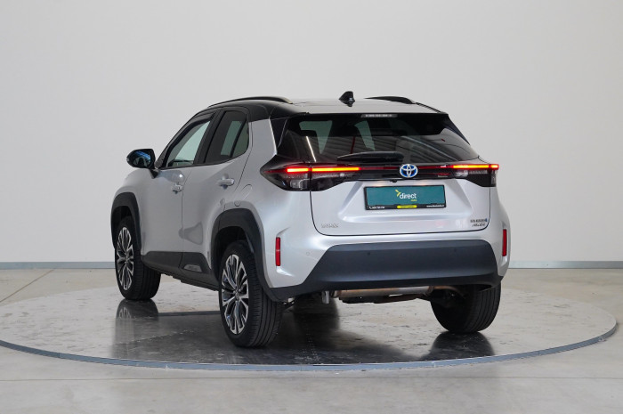 Toyota YARIS CROSS 1.5 Hybrid 68 kW AWD Executive na operativní leasing