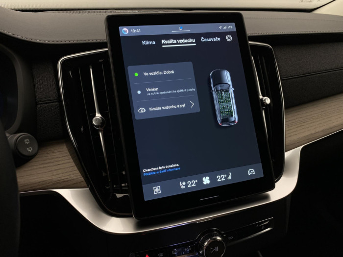 Volvo XC90 T8 AWD RECHARGE BRIGHT PLUS 7m na operativní leasing