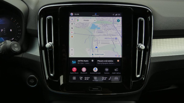 Volvo XC40 B3 PLUS DARK na operativní leasing