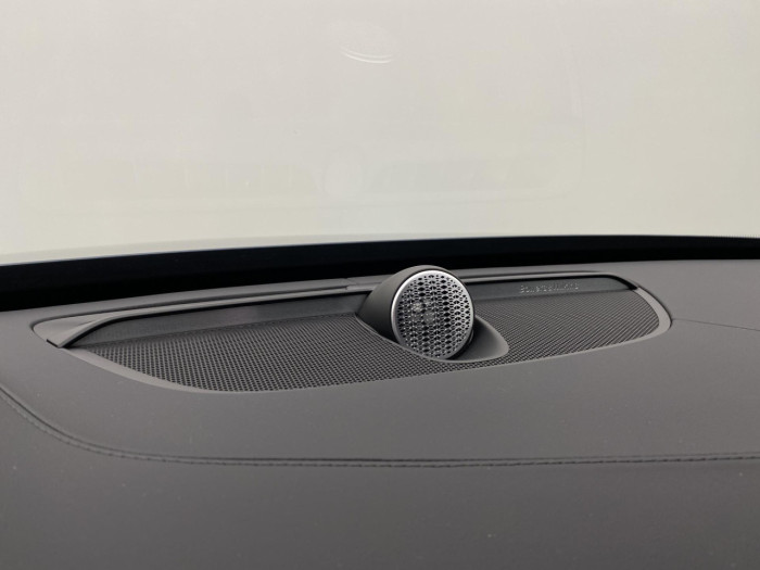 Volvo XC90 B5 AWD AUT BLACK EDITION PLUS na operativní leasing