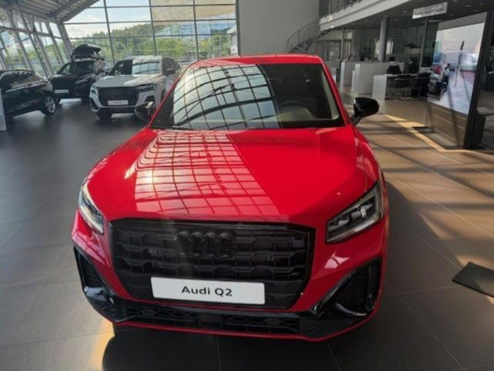 Audi Q2 Sline 35 TFSI Stronic na operativní leasing