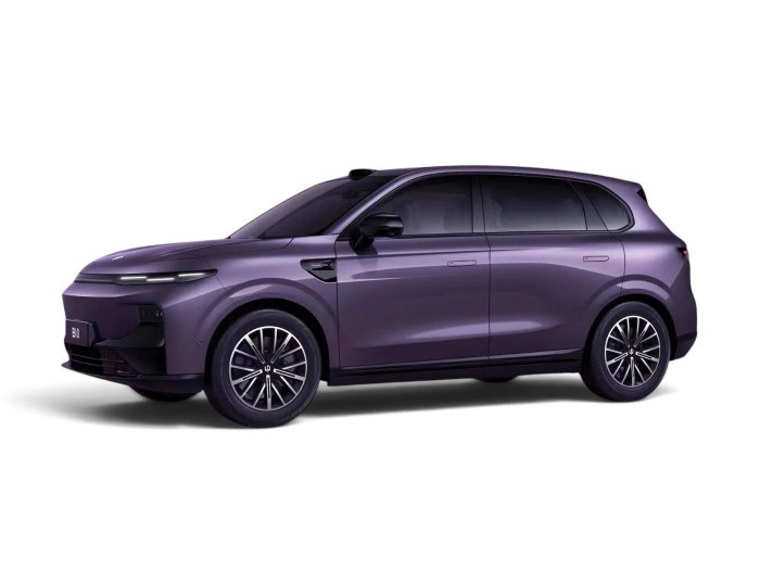 Leapmotor B10 Design 1.5 Hybrid EV 160 kW Benzín Automatická převodovka na operativní leasing