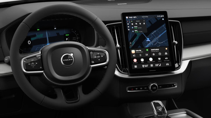 Volvo XC90 T8 AWD BLACK EDITION PLUS 7m na operativní leasing
