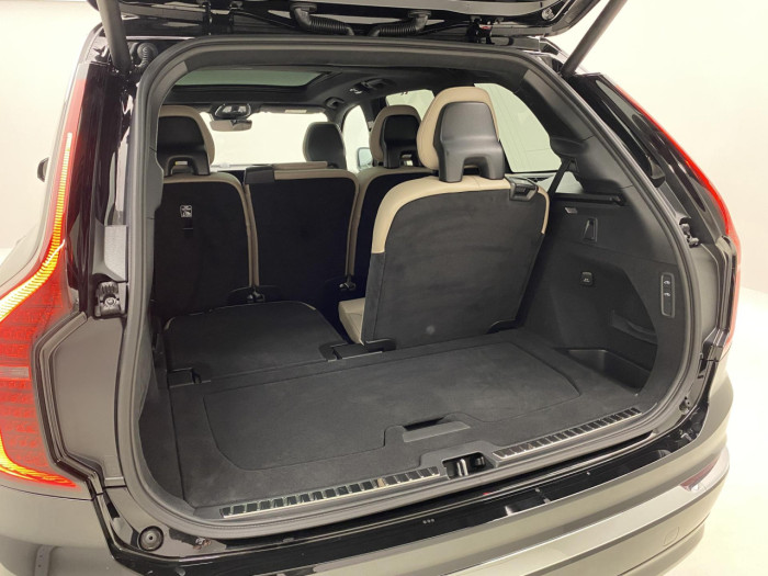 Volvo XC90 T8 AWD Plug-in BRIGHT ULTRA na operativní leasing